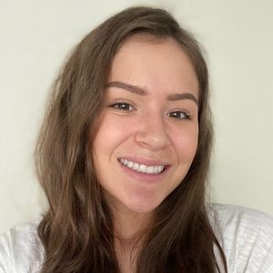 Meet your Posher, Courtney